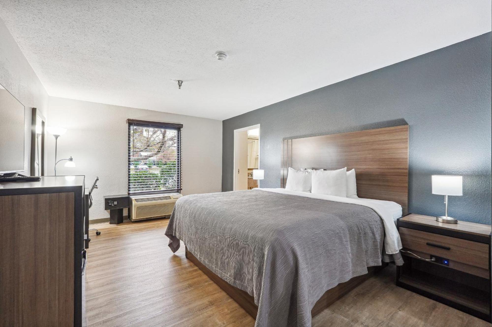 Quality Inn & Suites Доусонвилл Экстерьер фото
