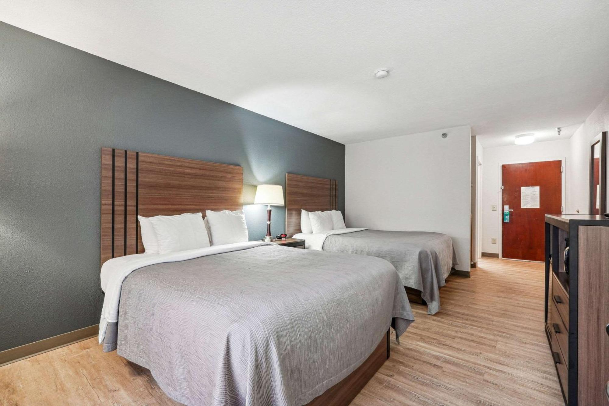 Quality Inn & Suites Доусонвилл Экстерьер фото